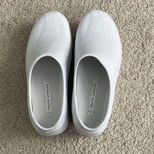 Nursing Shoe